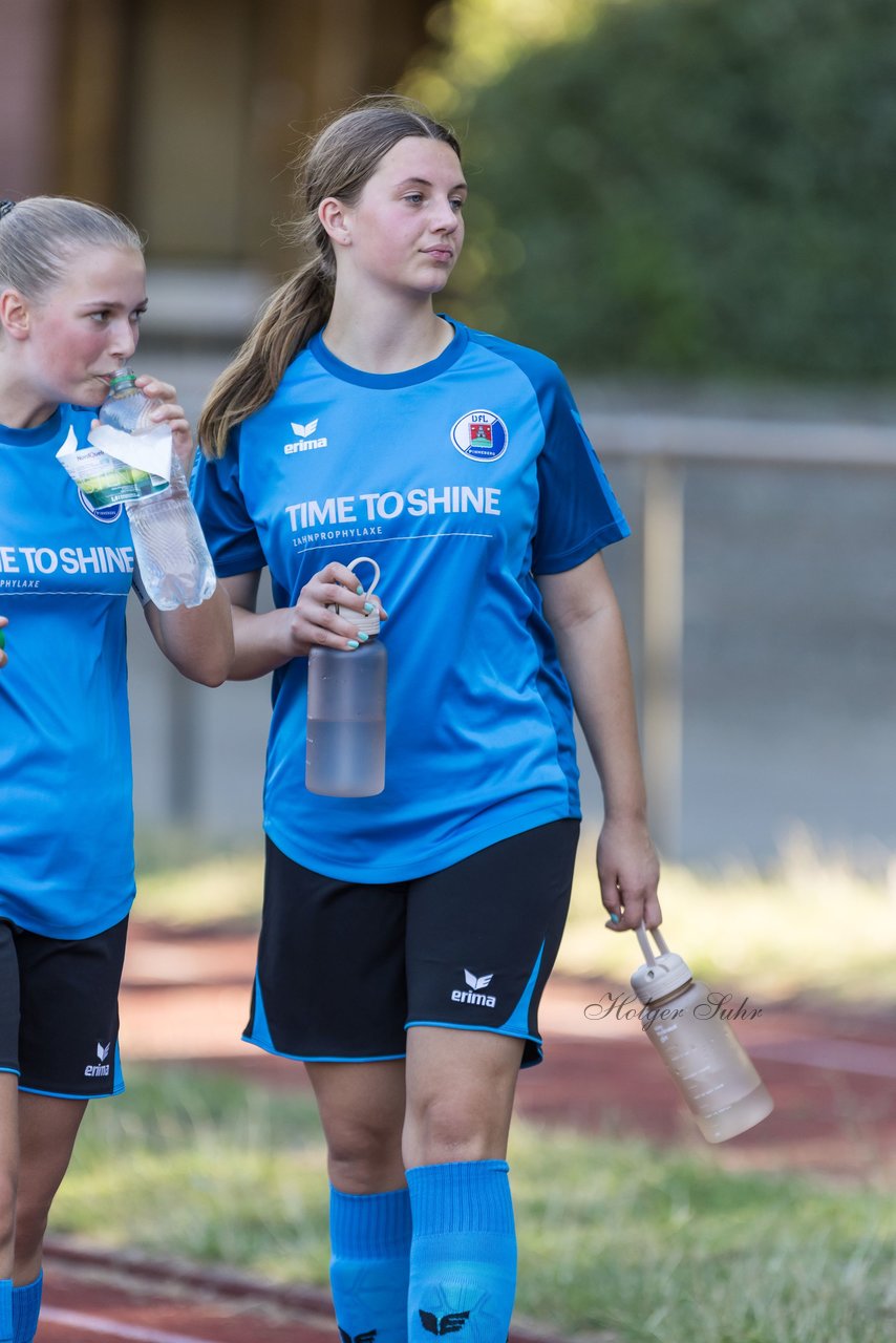 Bild 79 - Loewinnen Cup